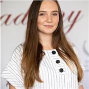 I am Erasmus student from Poland. I have amazing exprience of studying and working in England! I would like to share my knowledge of the language with someone. I am coming to Rennes in order to finish my master degree, and I would love to meet some nice p